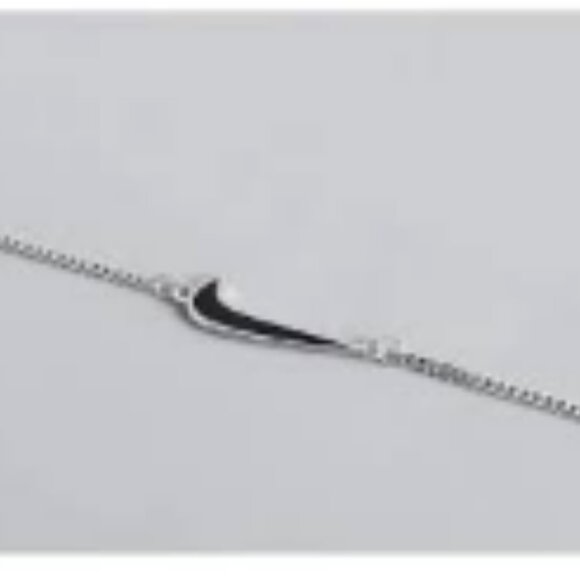 NIKE: Swoosh Bracelet - Picture 7 of 7